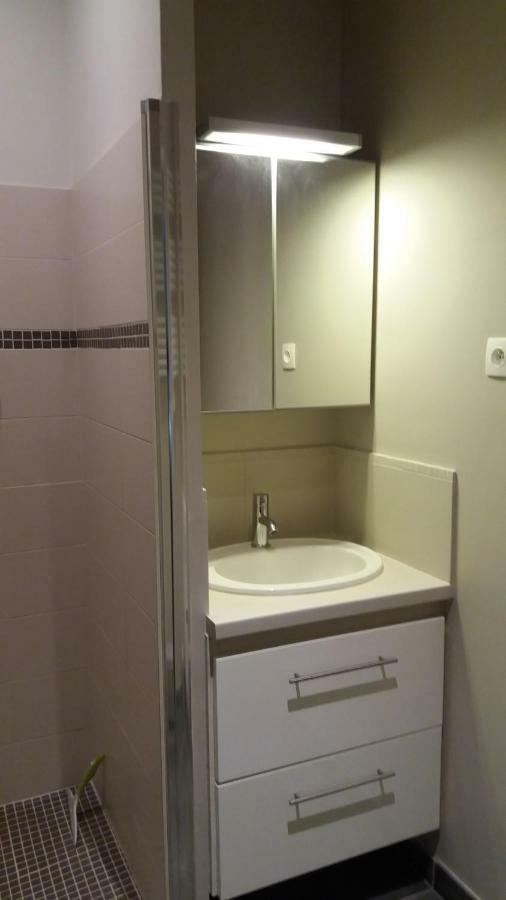 Lesneven Appart Nuitee Exterior photo