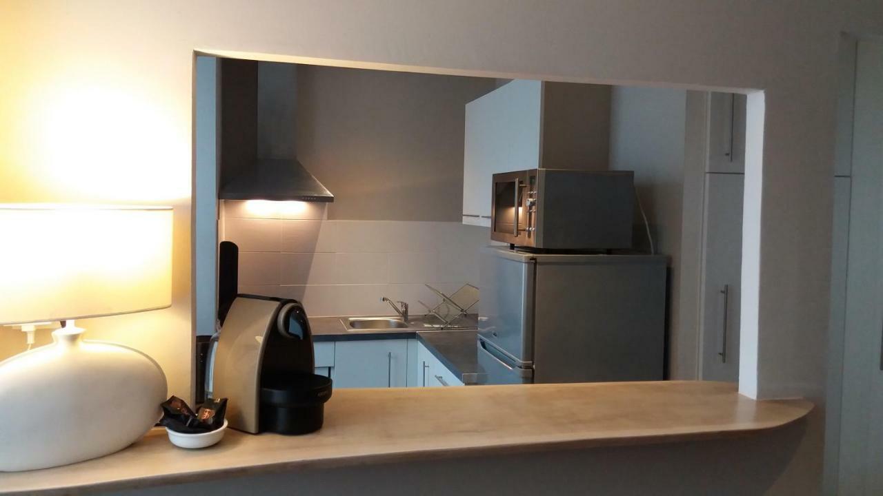Lesneven Appart Nuitee Exterior photo