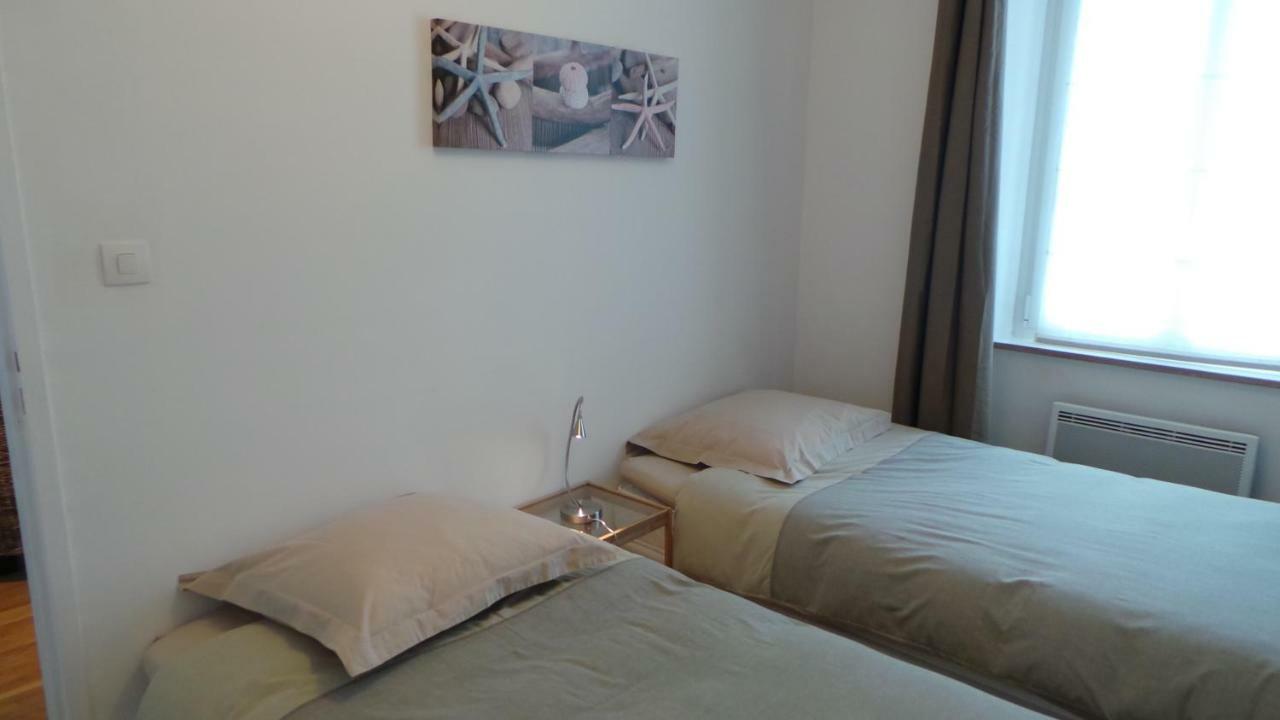 Lesneven Appart Nuitee Exterior photo